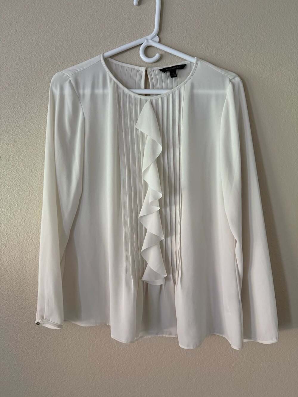 Banana Republic Women's Size S White Pleated Ruffle Front Long Sleeve Blouse